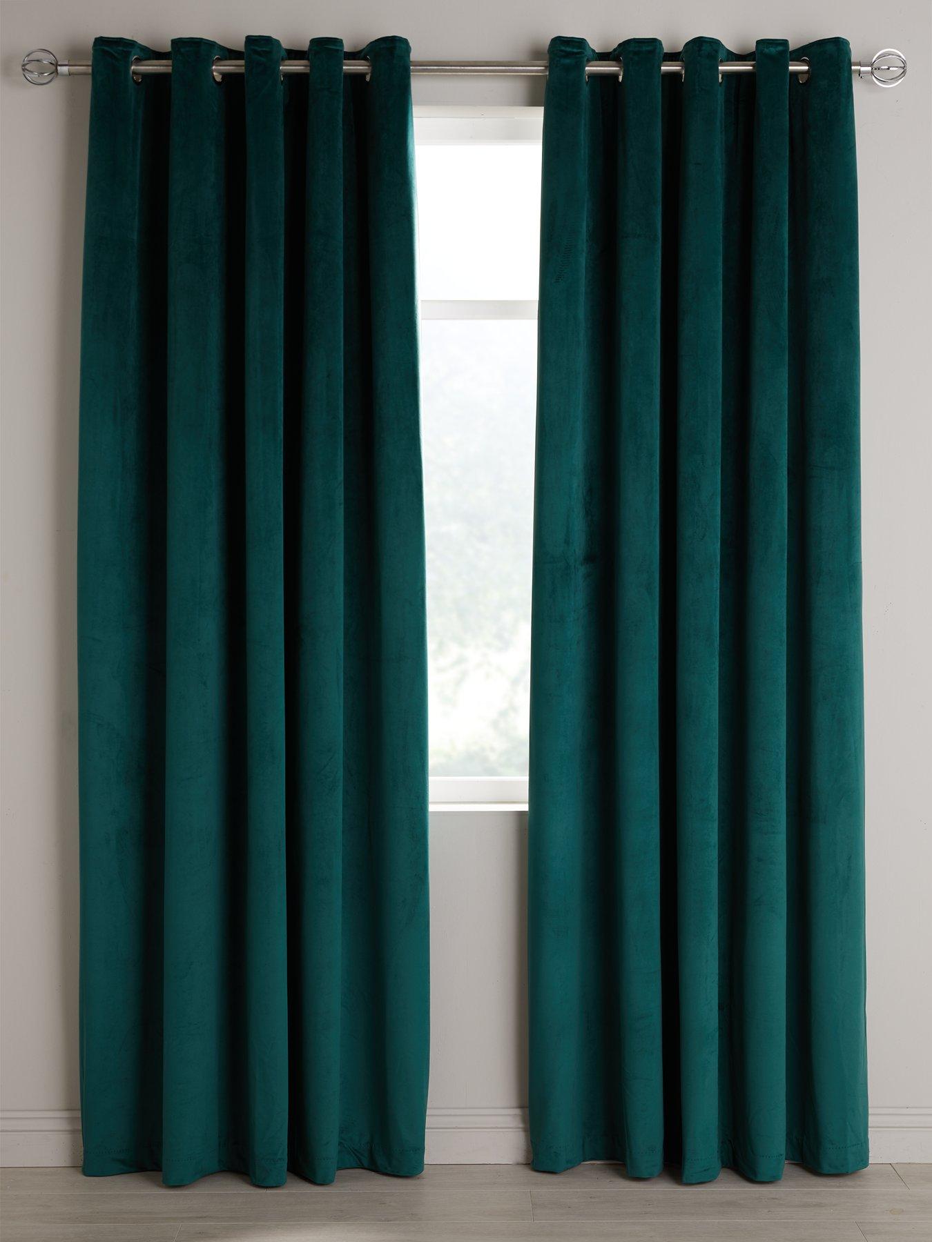 Thermal Velour Eyelet Lined Curtains
