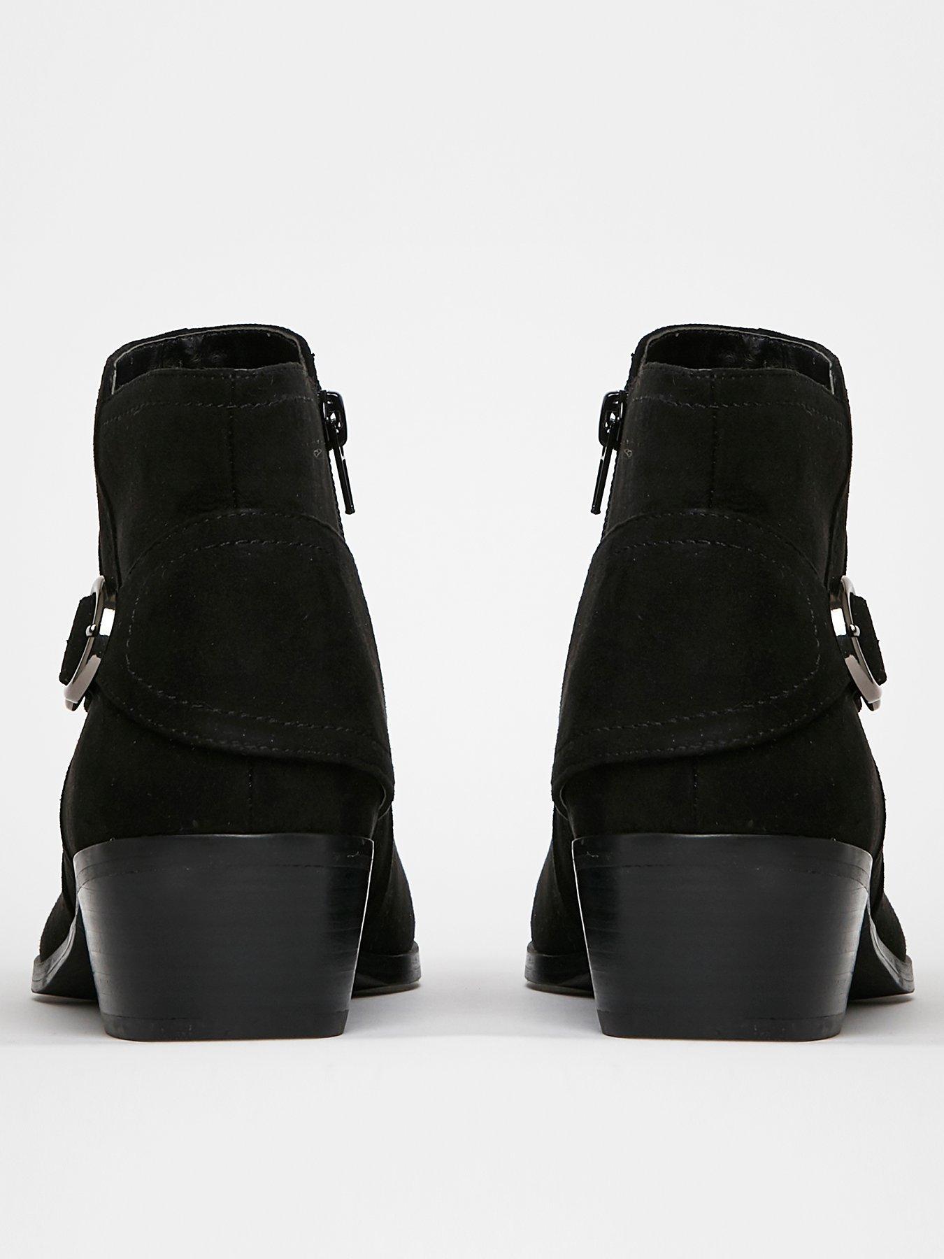 extra wide ankle boots uk