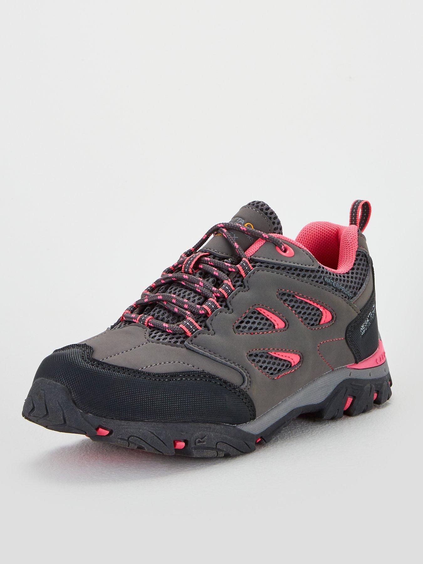 regatta holcombe low mens walking shoe