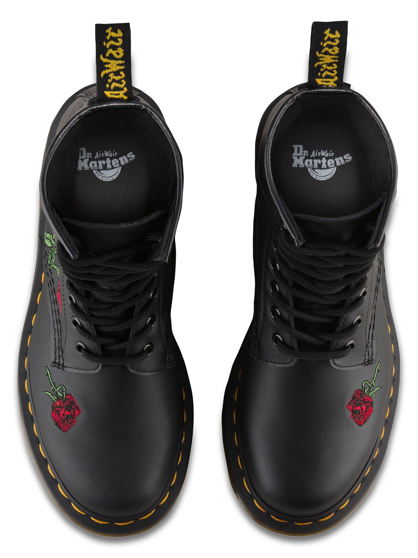 vonda dr martens uk