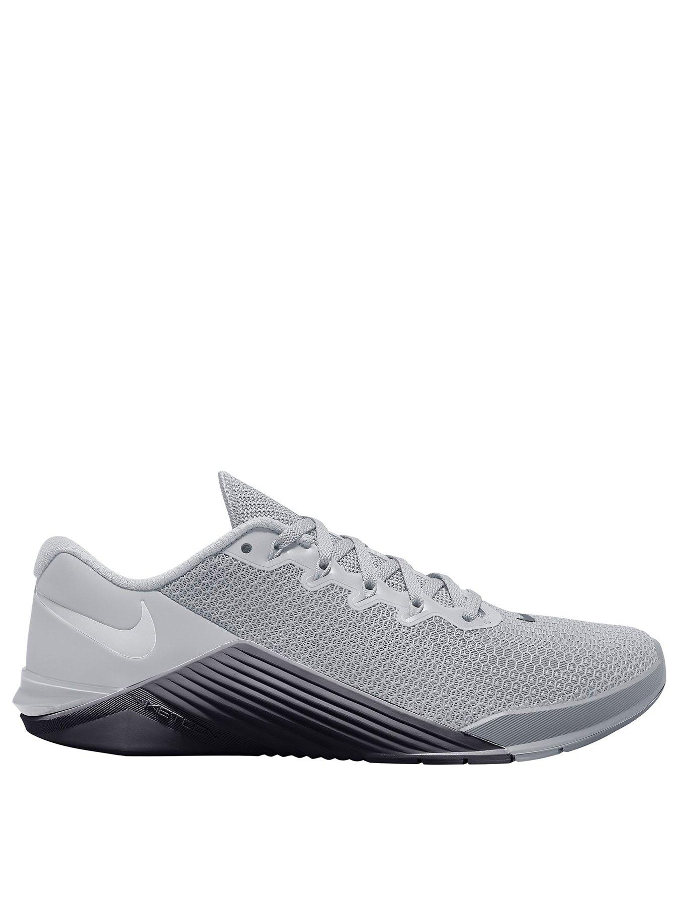 metcon 5 nike