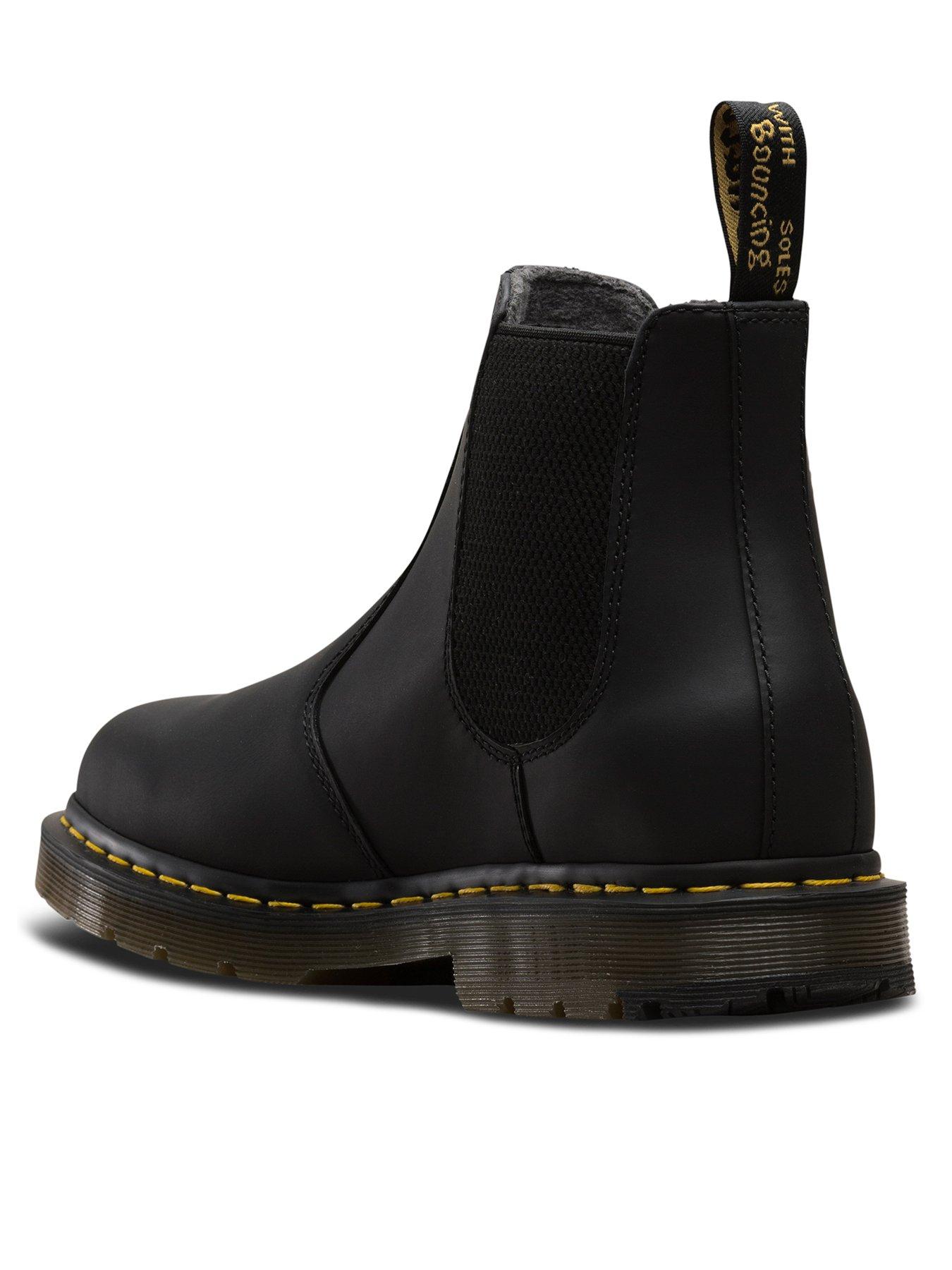 dr martens uk chelsea boots