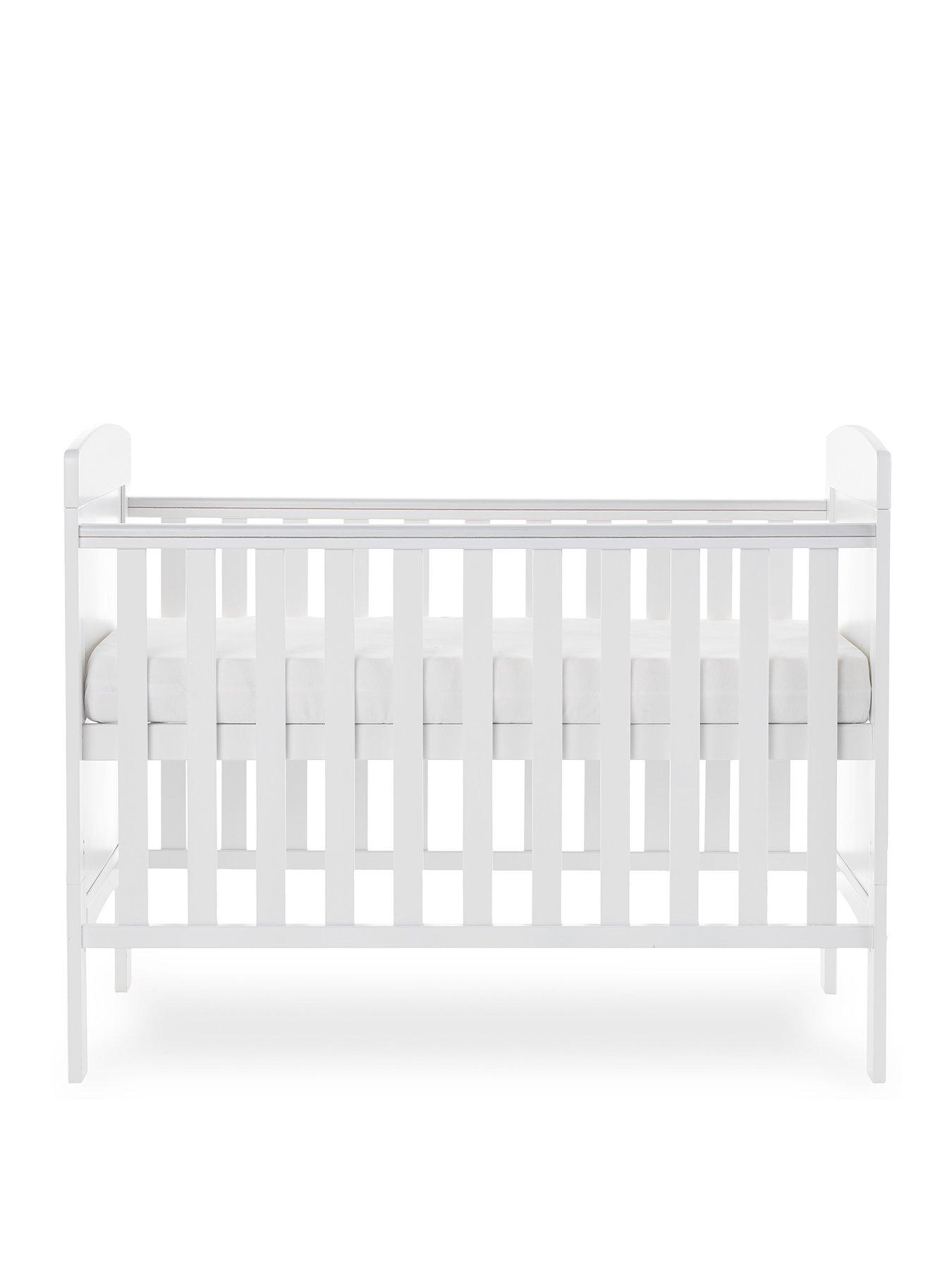 Obaby Grace Mini Cot Bed - White - Toddler Bed - Converts from Cot to Junior Bed - Suitable from Birth - Image 4