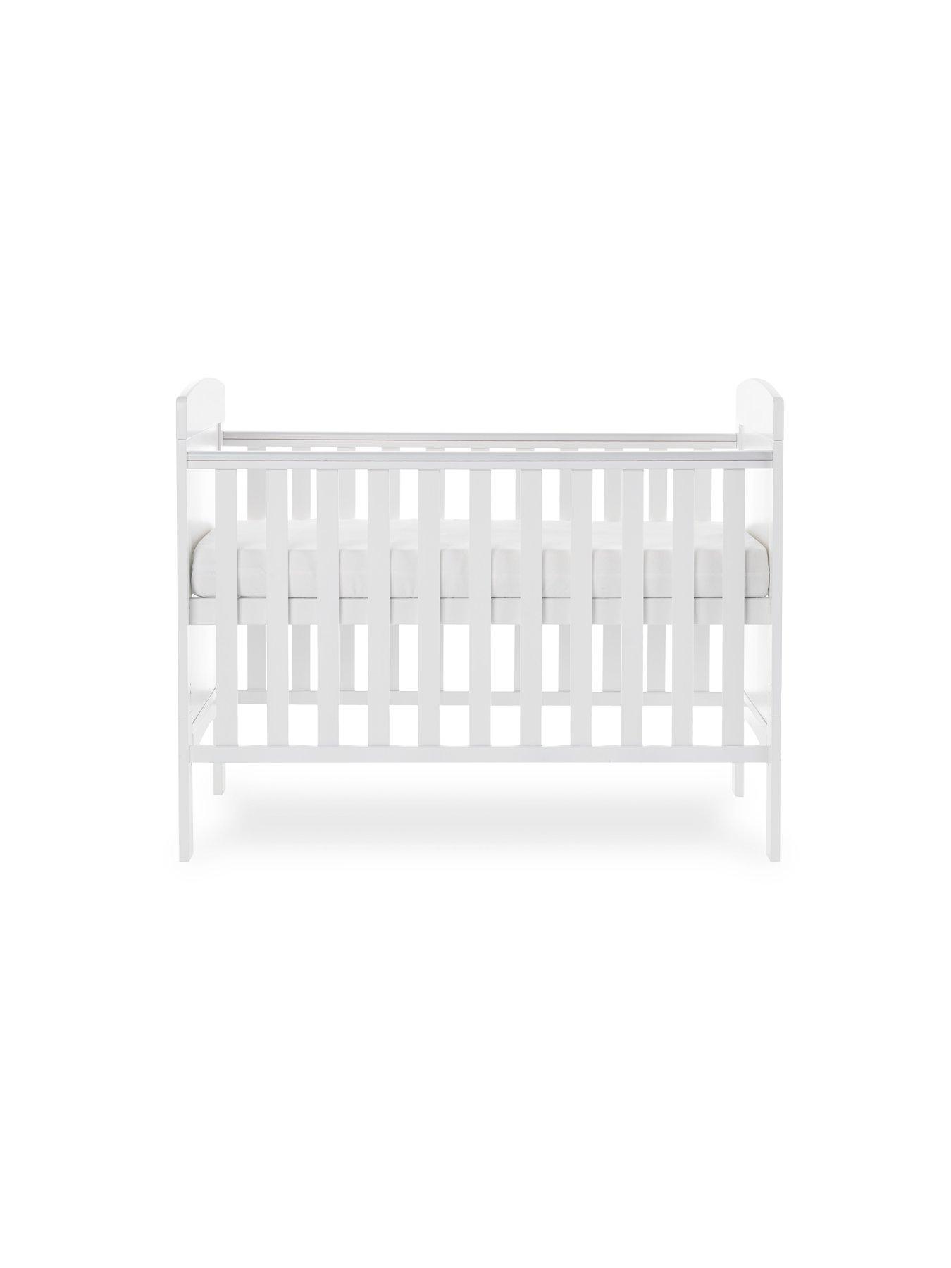 Grace mini deals cot bed