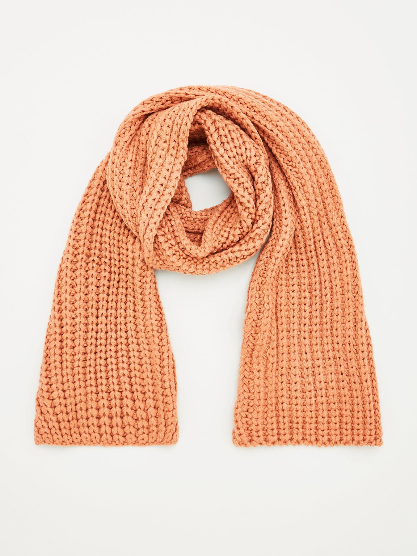 V By Very Knitted Scarf review