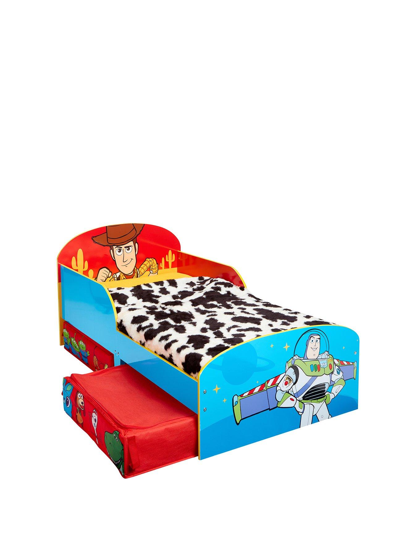 very toddler bed