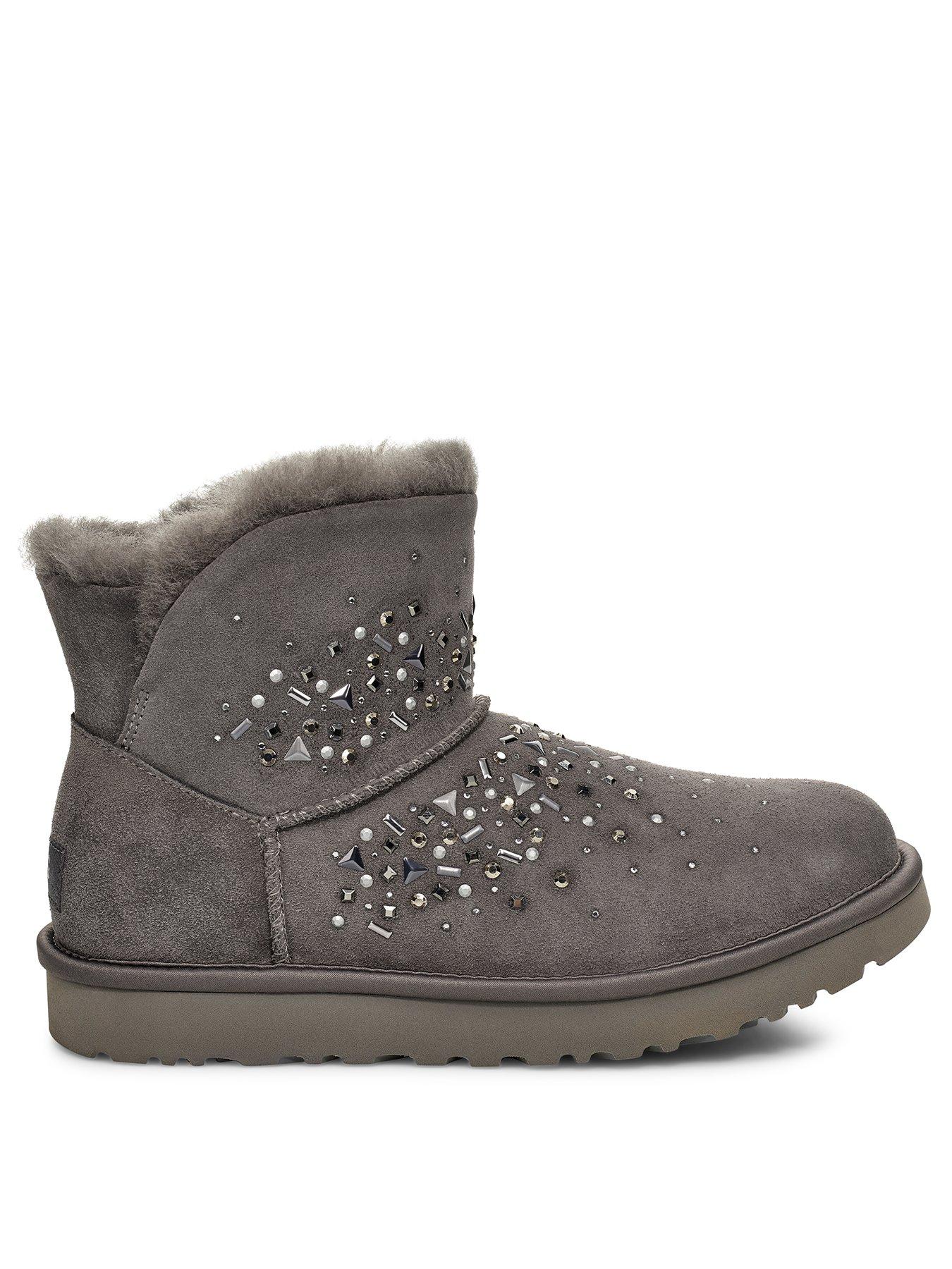 uggs with bling