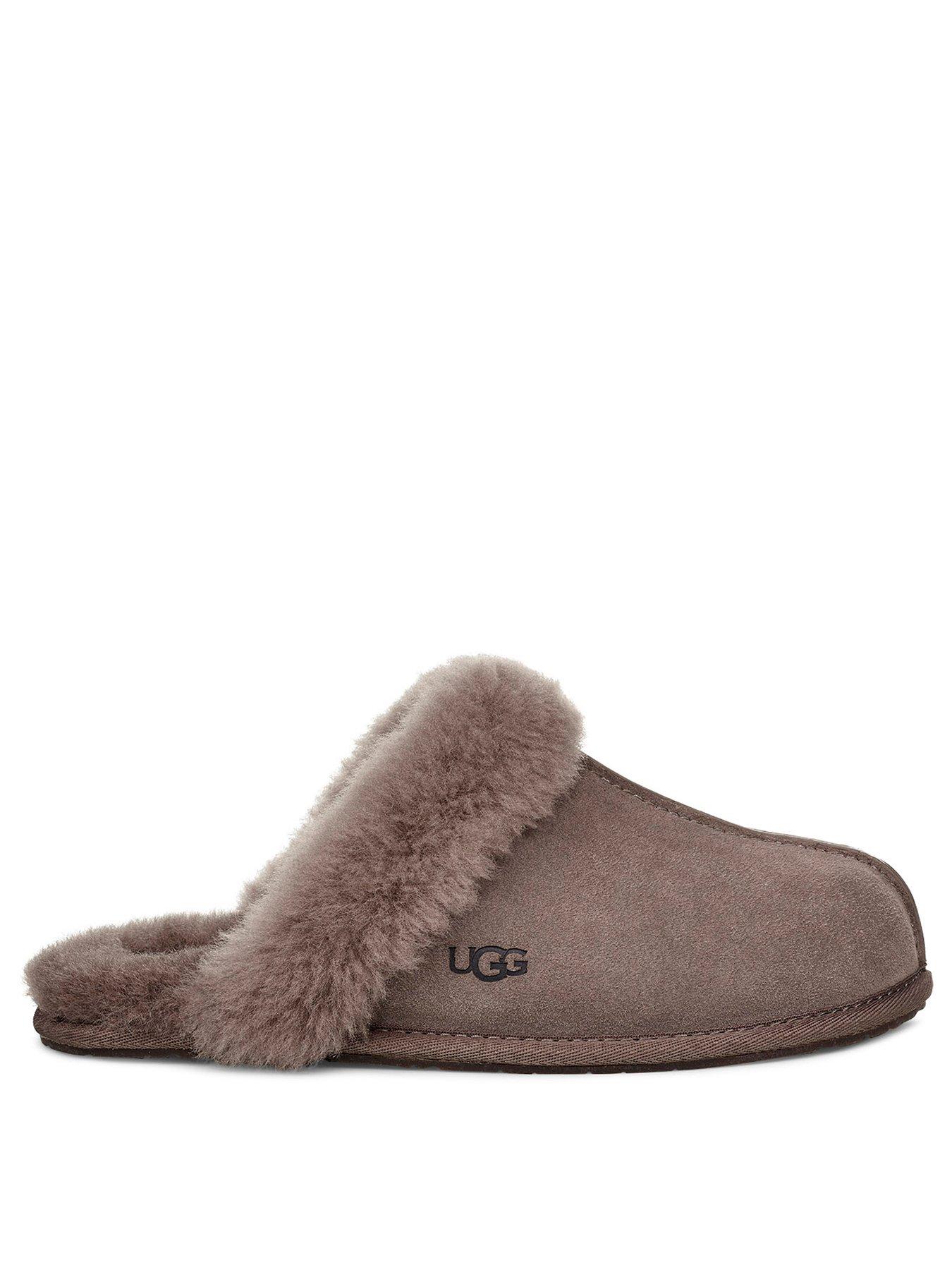 very ugg slippers