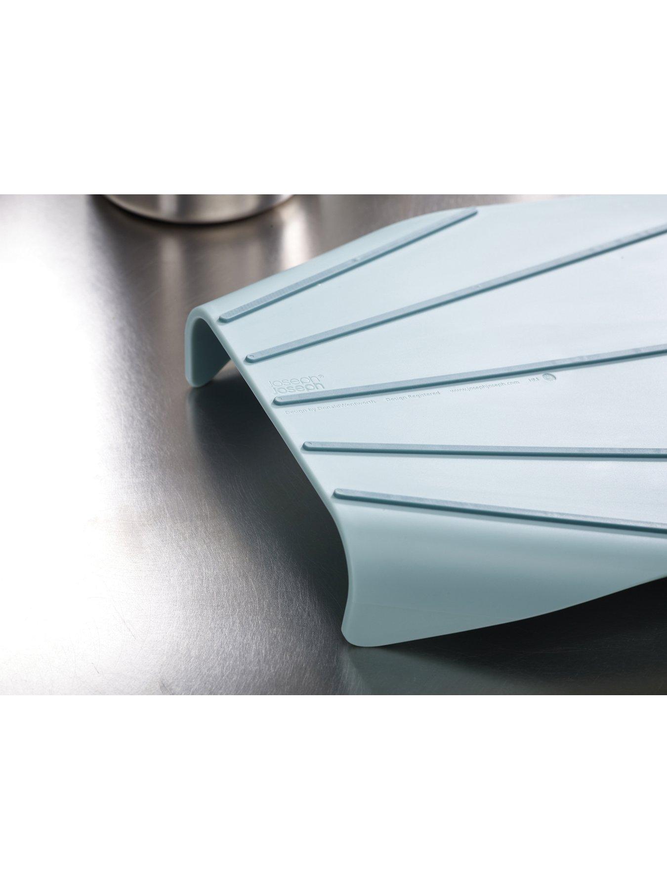 Image 4 of 5 of Joseph Joseph Nest 3-Piece Chopping Board