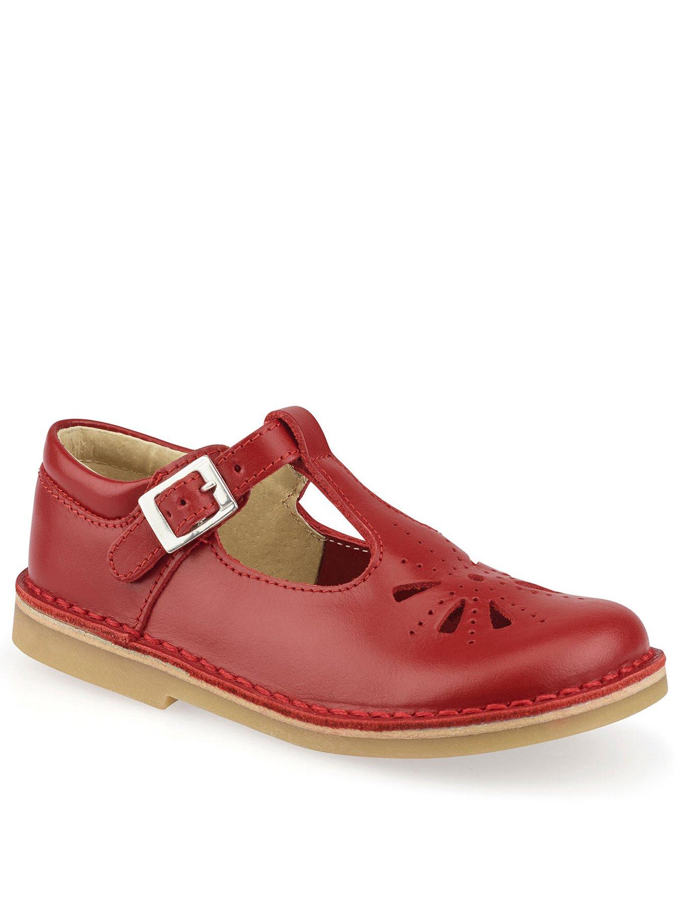 Red store buckle shoes