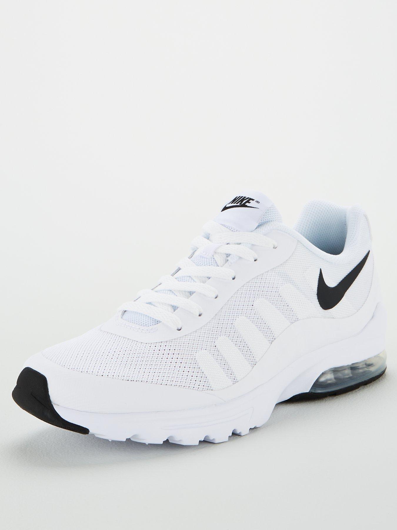 nike invigor trainers