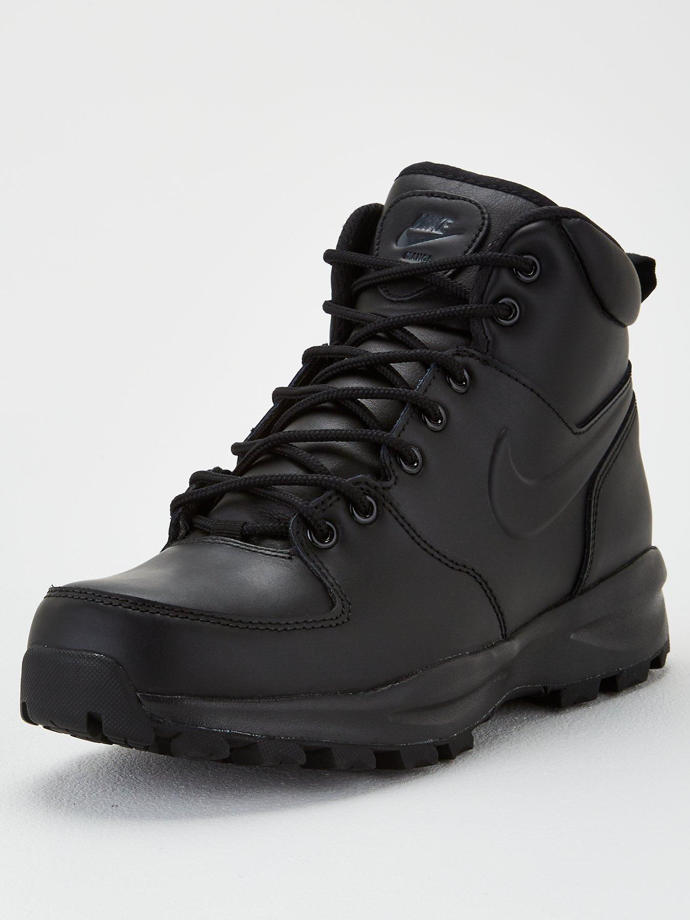 nike manoa boots size 12