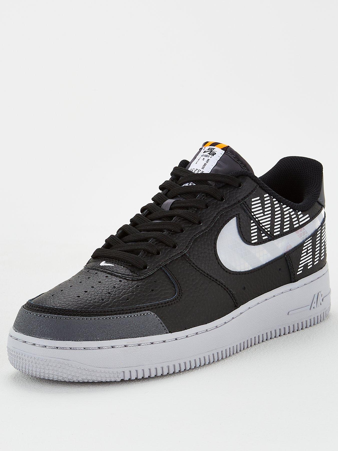 nike black air force 1 07 se trainers