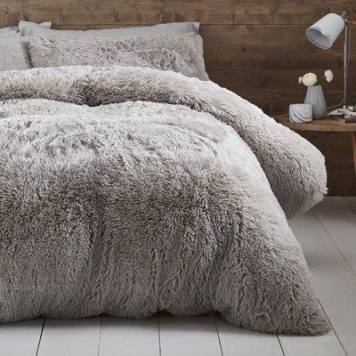 Catherine Lansfield Cuddly Faux Fur Duvet Cover Set - Silver