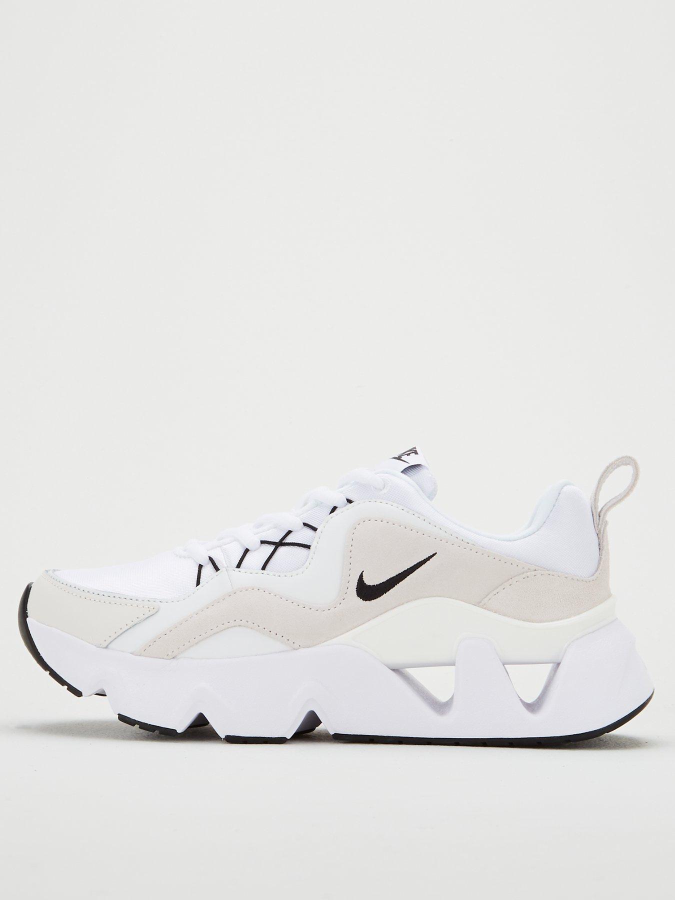 nike white ryz 365 trainers