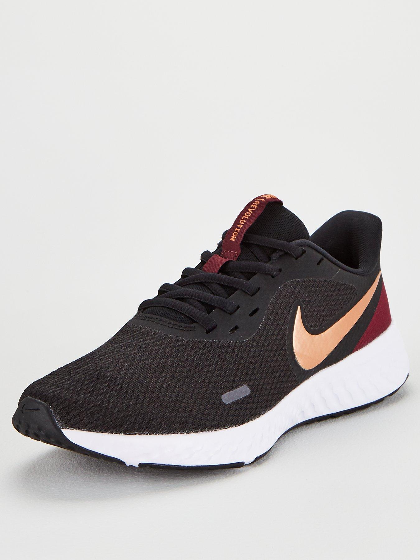 nike revolution 5 premium black and gold