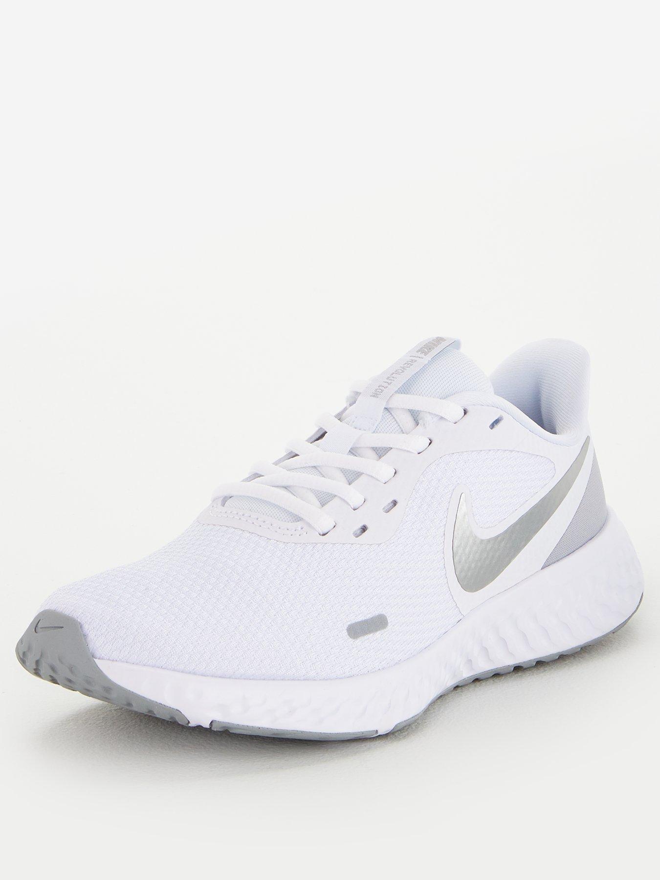 nike revolution ladies trainers