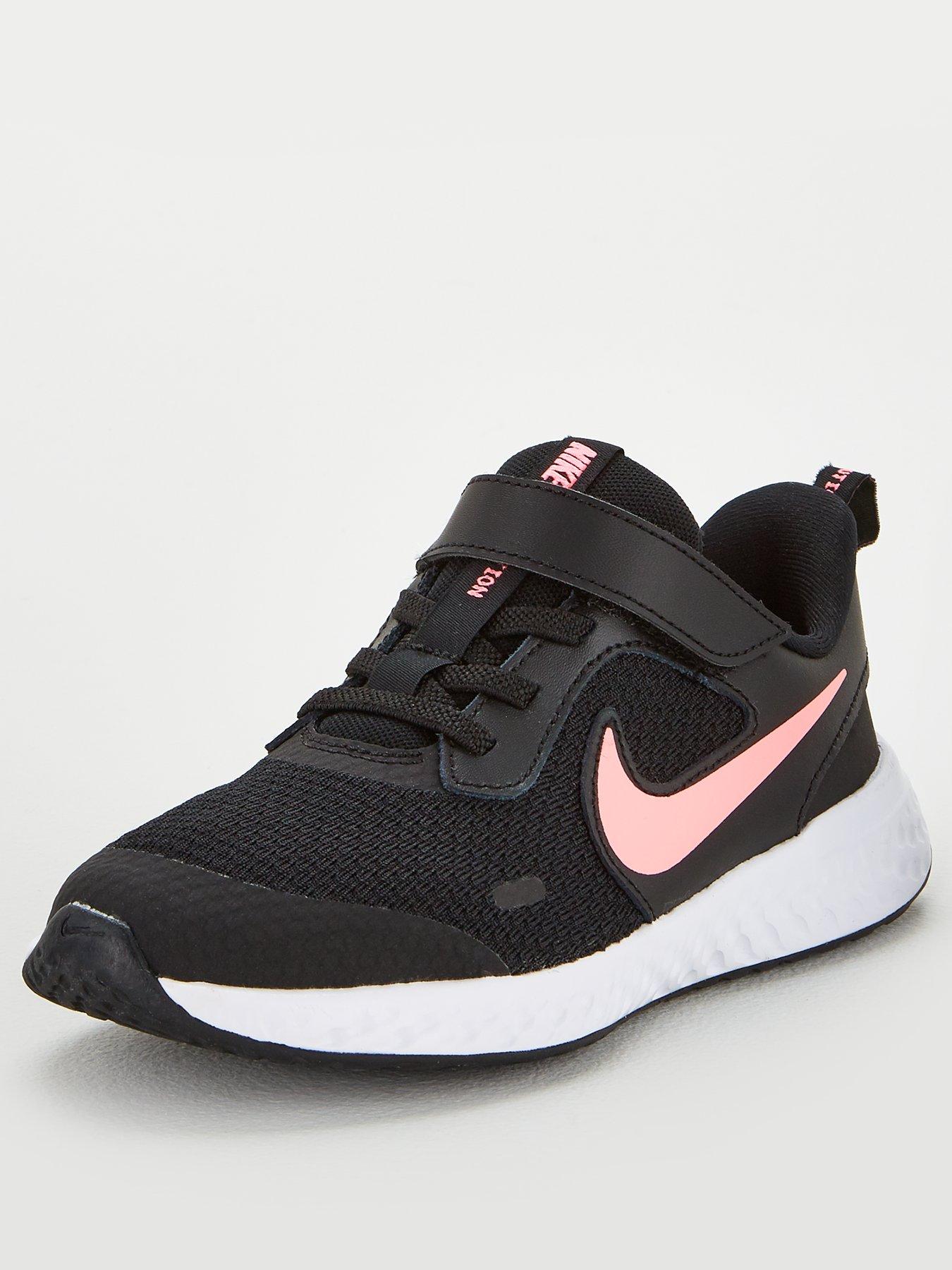 childrens nike black trainers