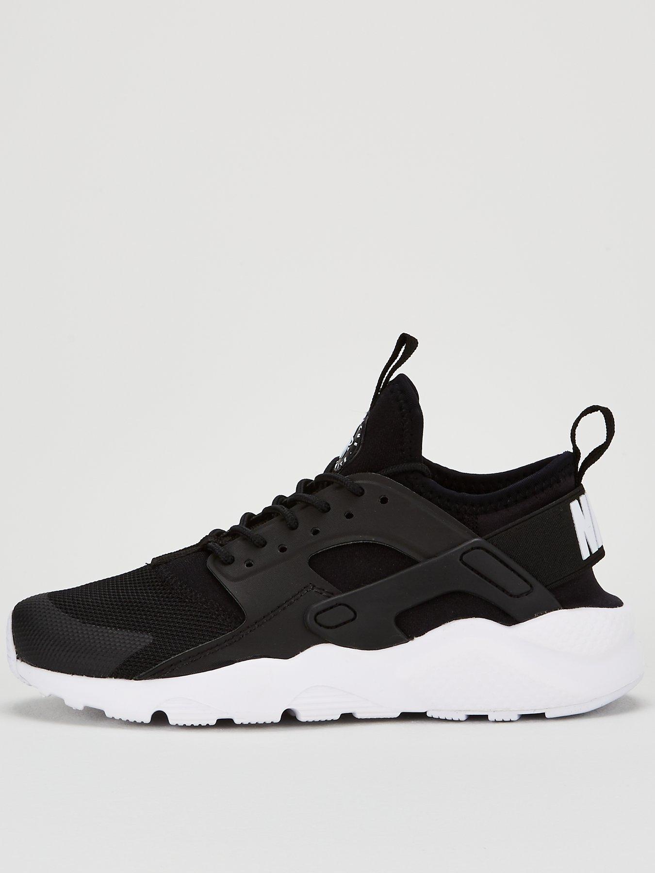 white huaraches junior 5.5