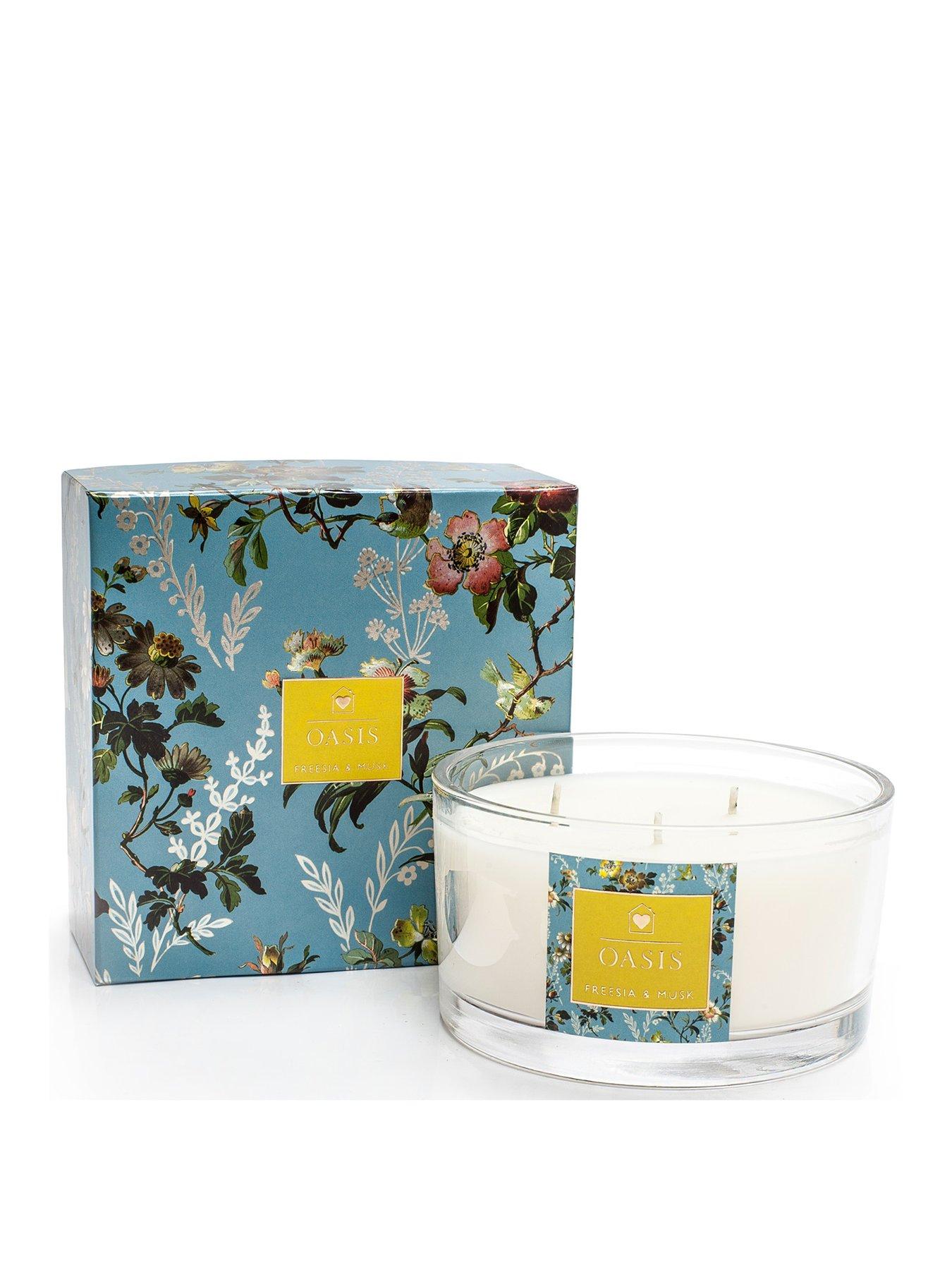 Oasis Home Leighton Freesia And Musk Boxed 3-Wick Candle review