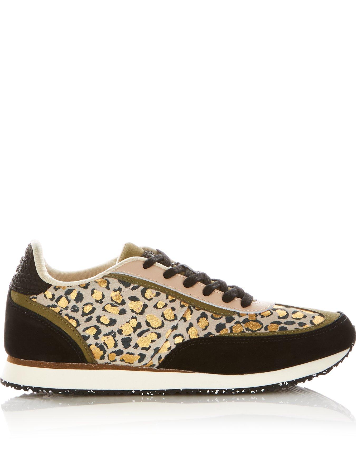 woden leopard