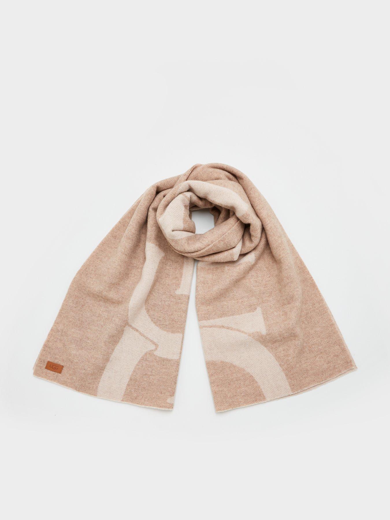 Ugg Woven Logo Scarf review