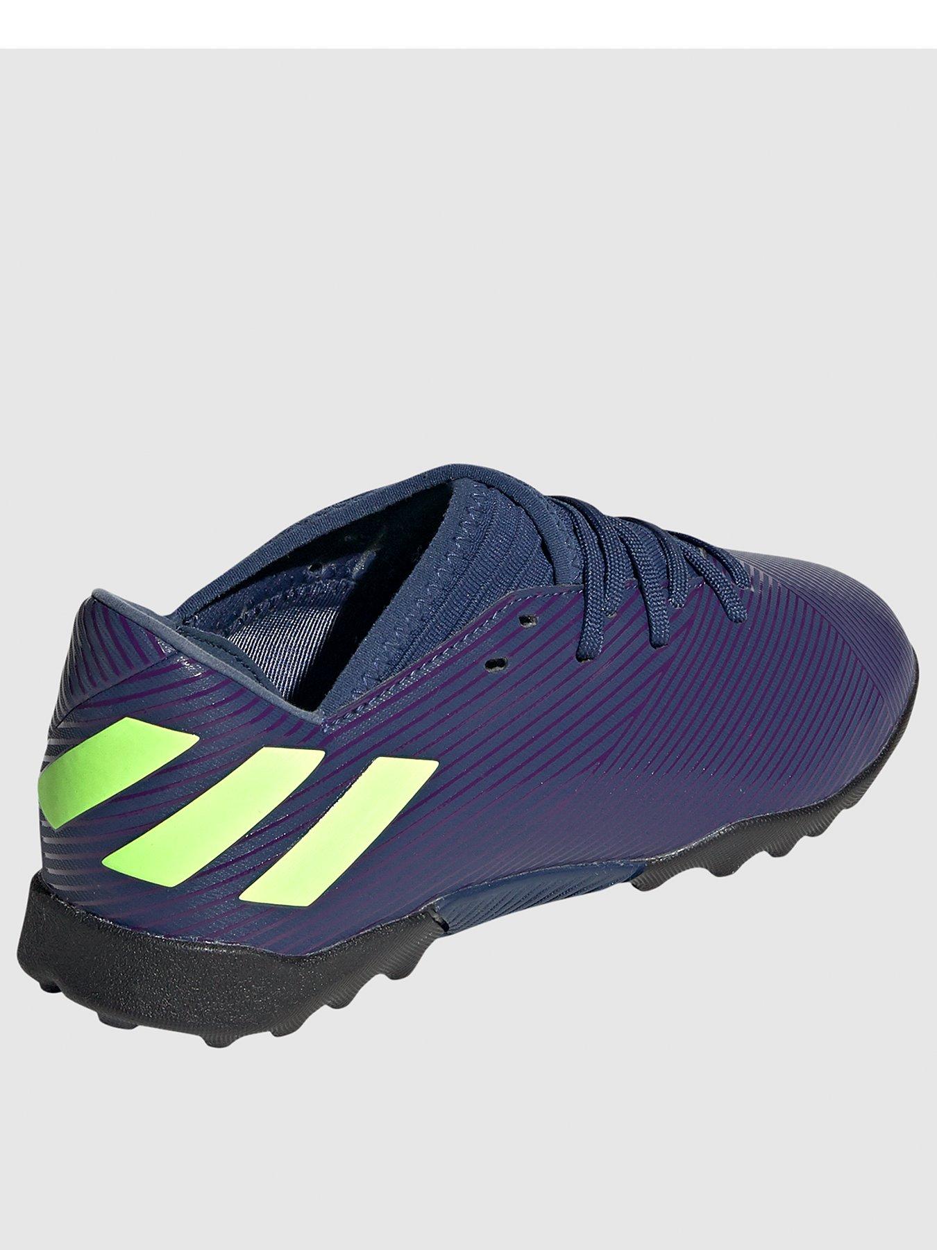 messi football boots astro turf
