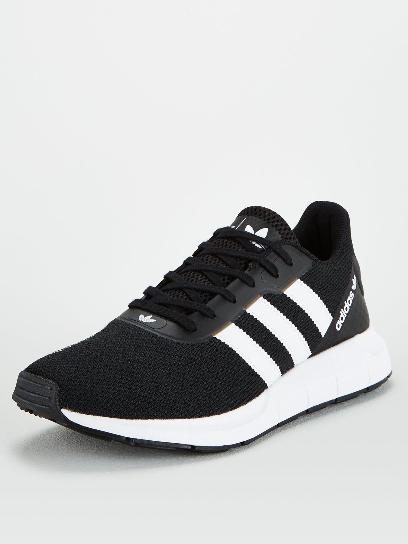 all black adidas swift run