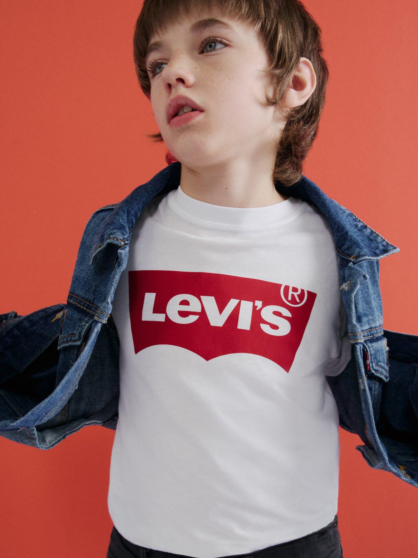 Image 2 of 3 of Levi's Boys Short Sleeve Batwing T-Shirt - White
