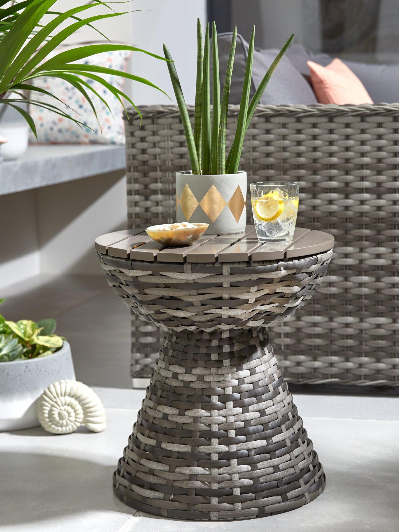 Rattan patio deals side table