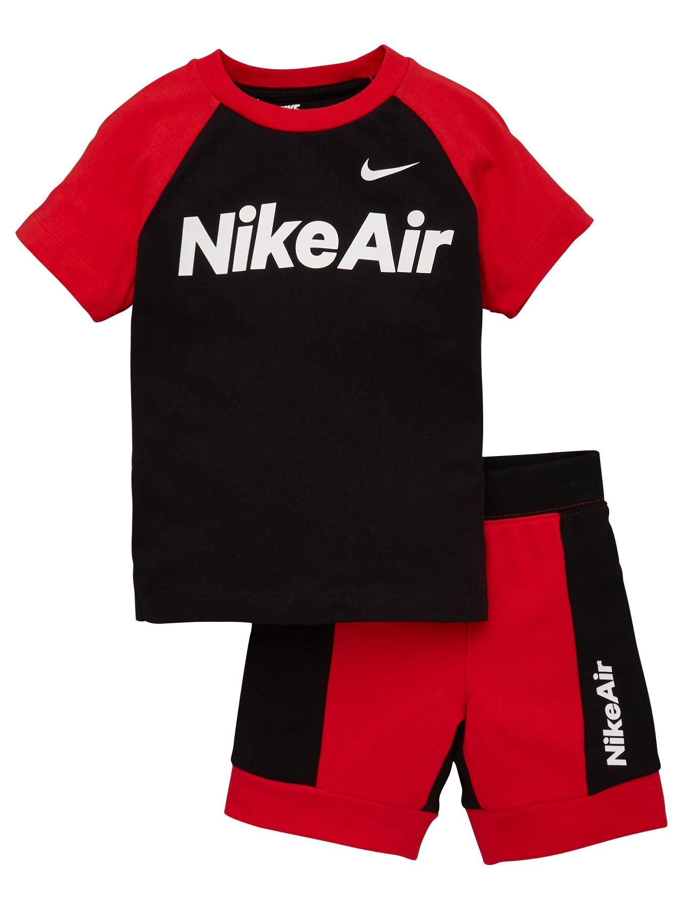 Nike Sportswear Air Younger Boys Shorts Set review