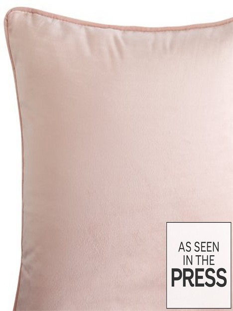 velour-cushion-filled