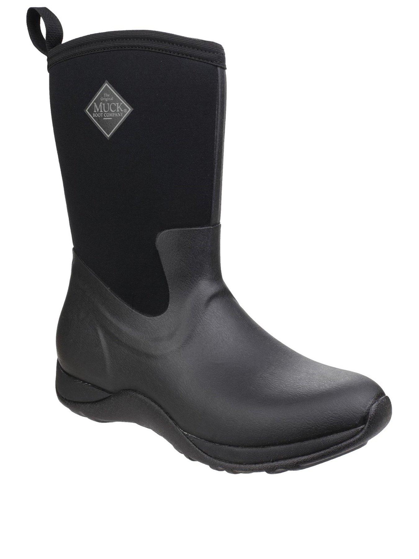 will muck boots stretch