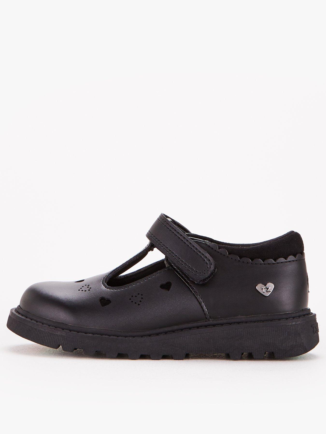 Very school shoes sales