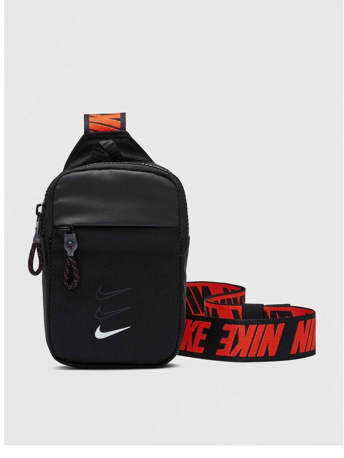 nike messenger bag uk