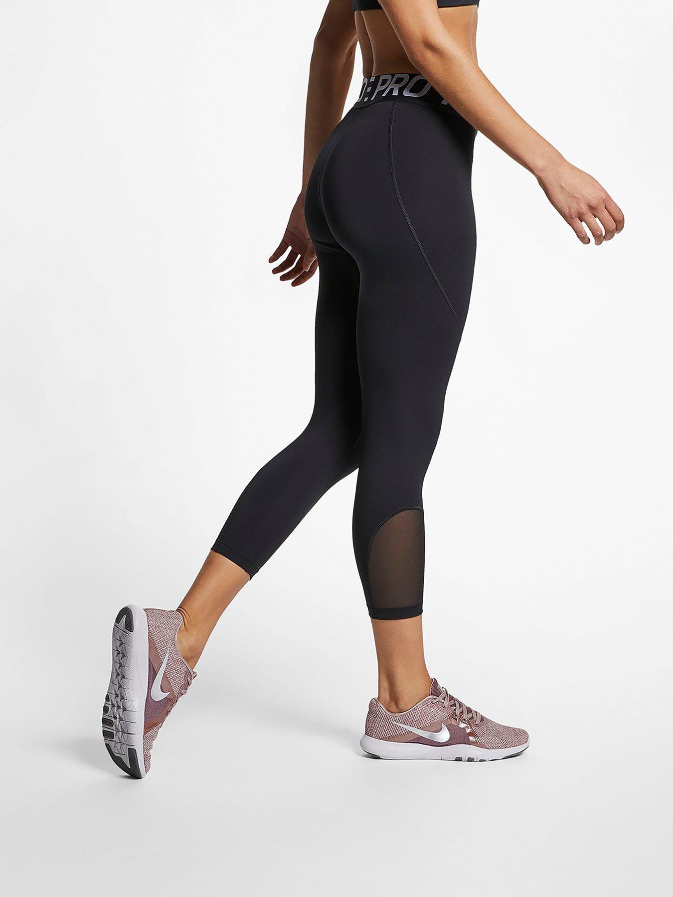 nike pro black cropped leggings