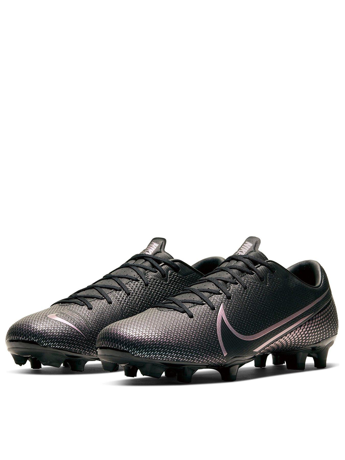 black nike football boots