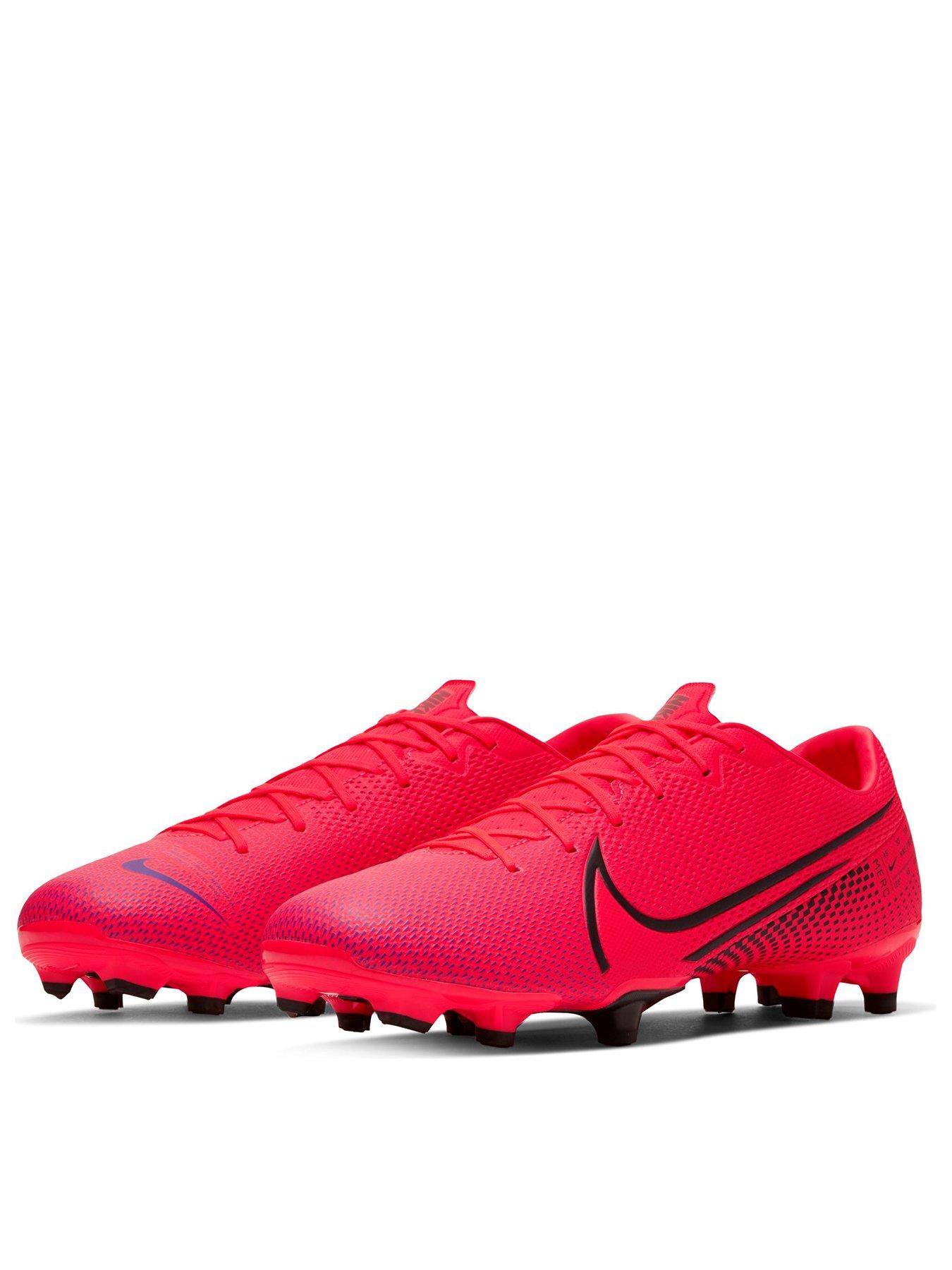 red nike football boots