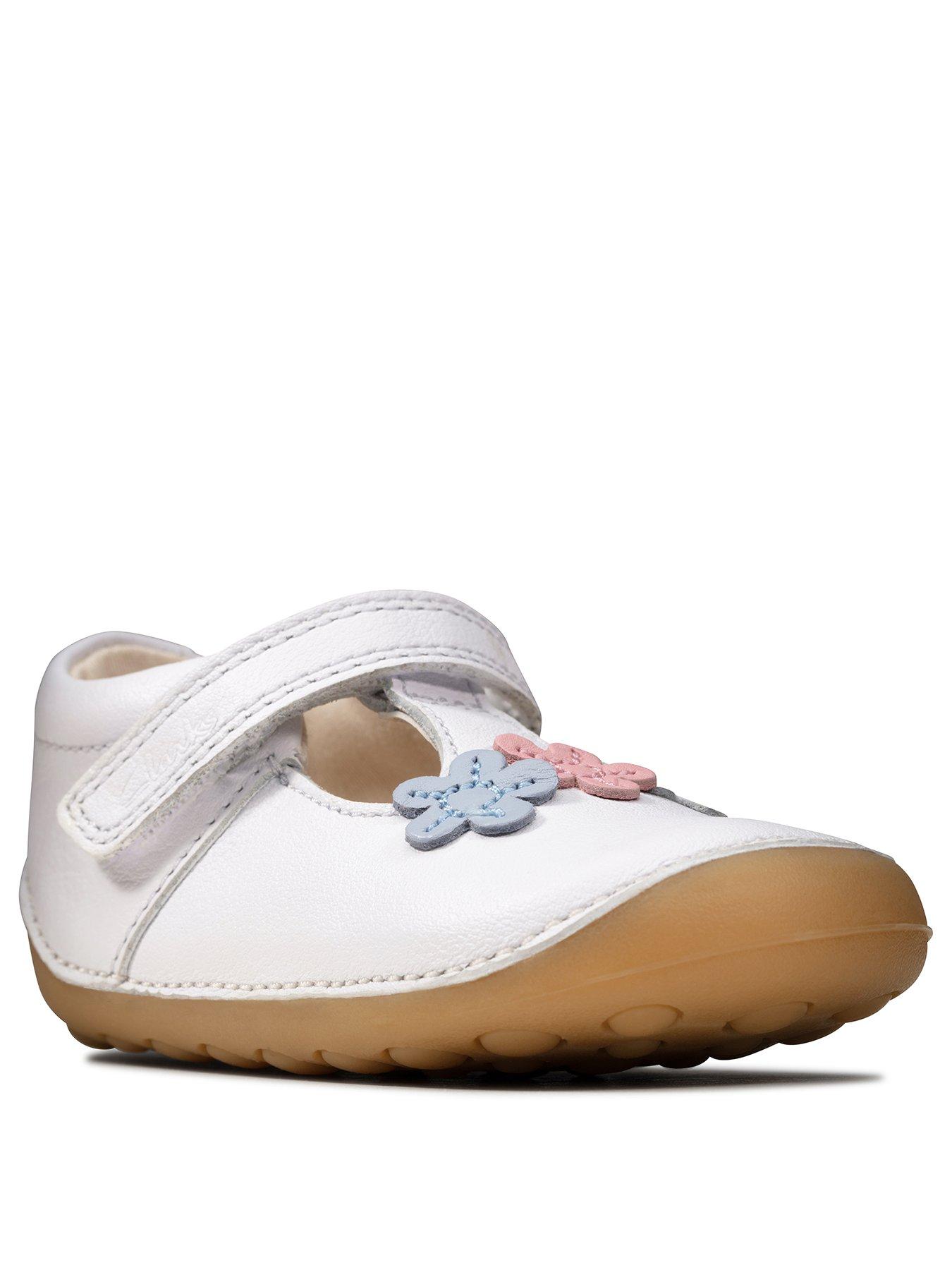 Clarks First Tiny Sun Shoe review