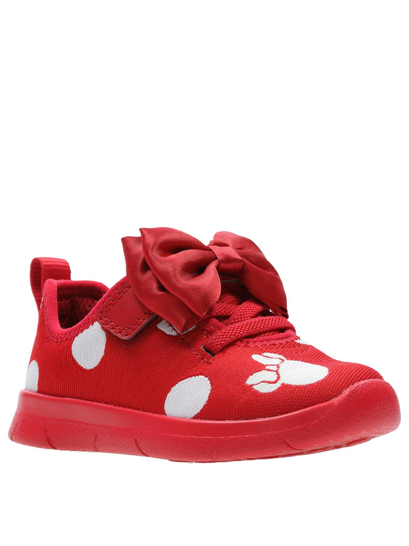 clarks outlet girls trainers