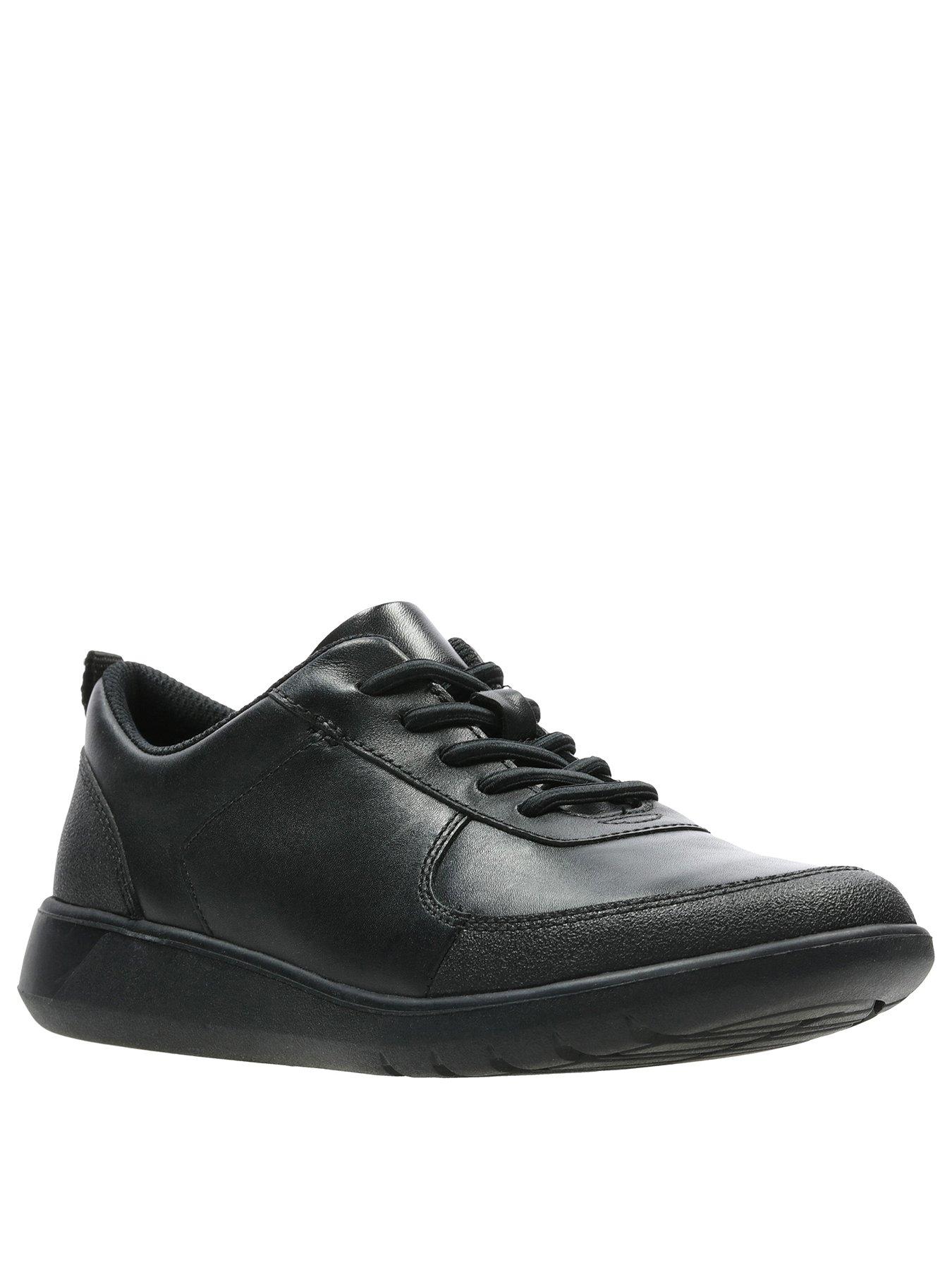 discount clarks school shoes uk