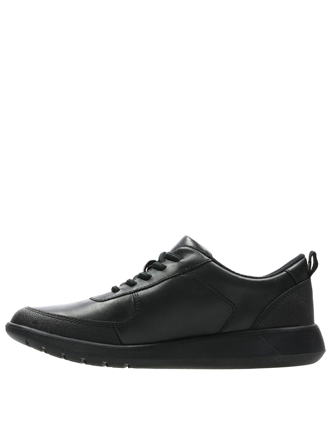 clarks scape street youth