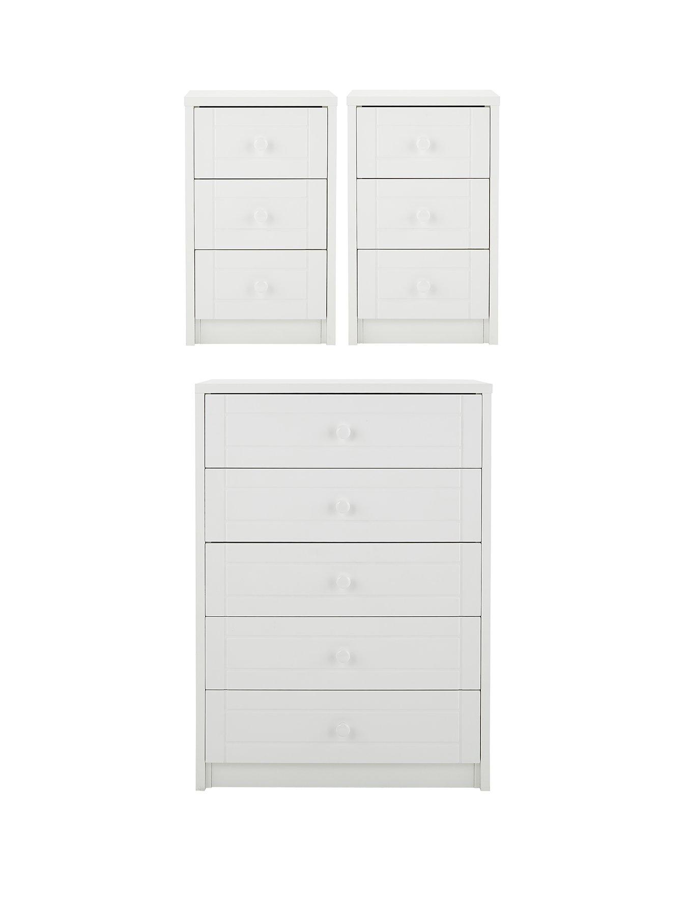 undefined Alderley Ready Assembled 3 Piece Package - Chest of 5 Drawers and 2 Bedside Chests