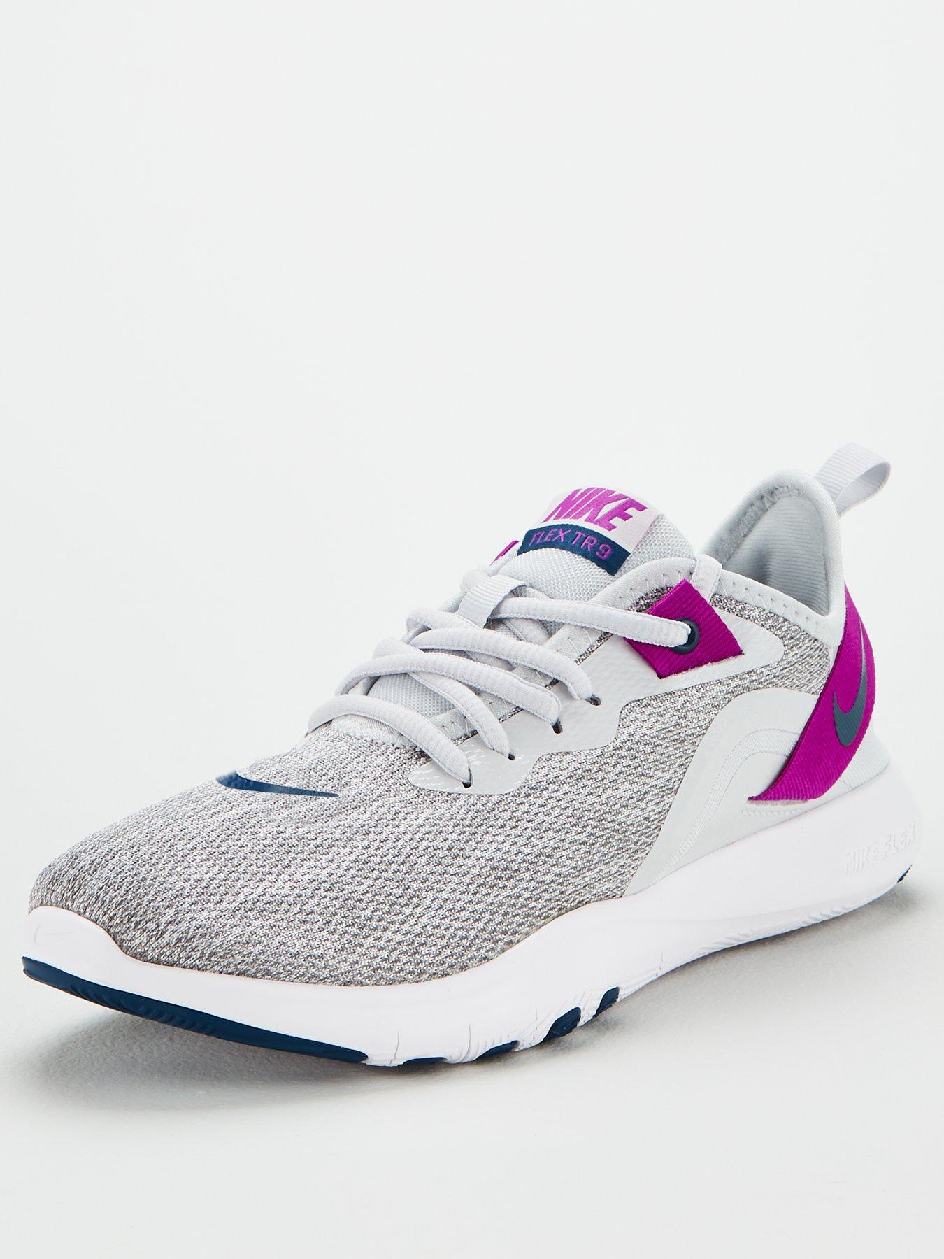 nike performance flex trainer 9