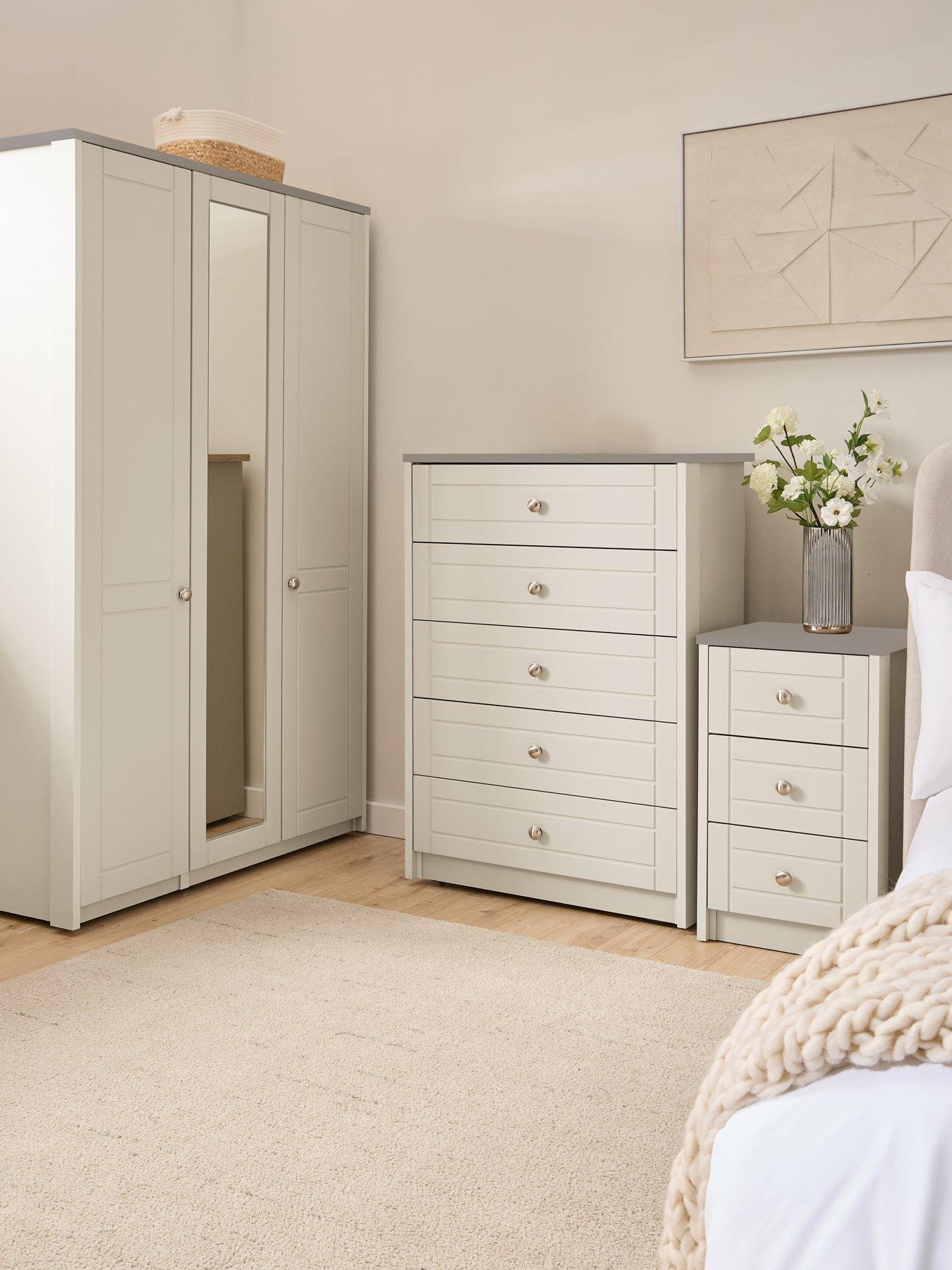 One Call Alderley Part Assembled 4 Piece Package - 3 Door Mirrored Wardrobe, Chest of 5 Drawers and 2 Bedside Chests