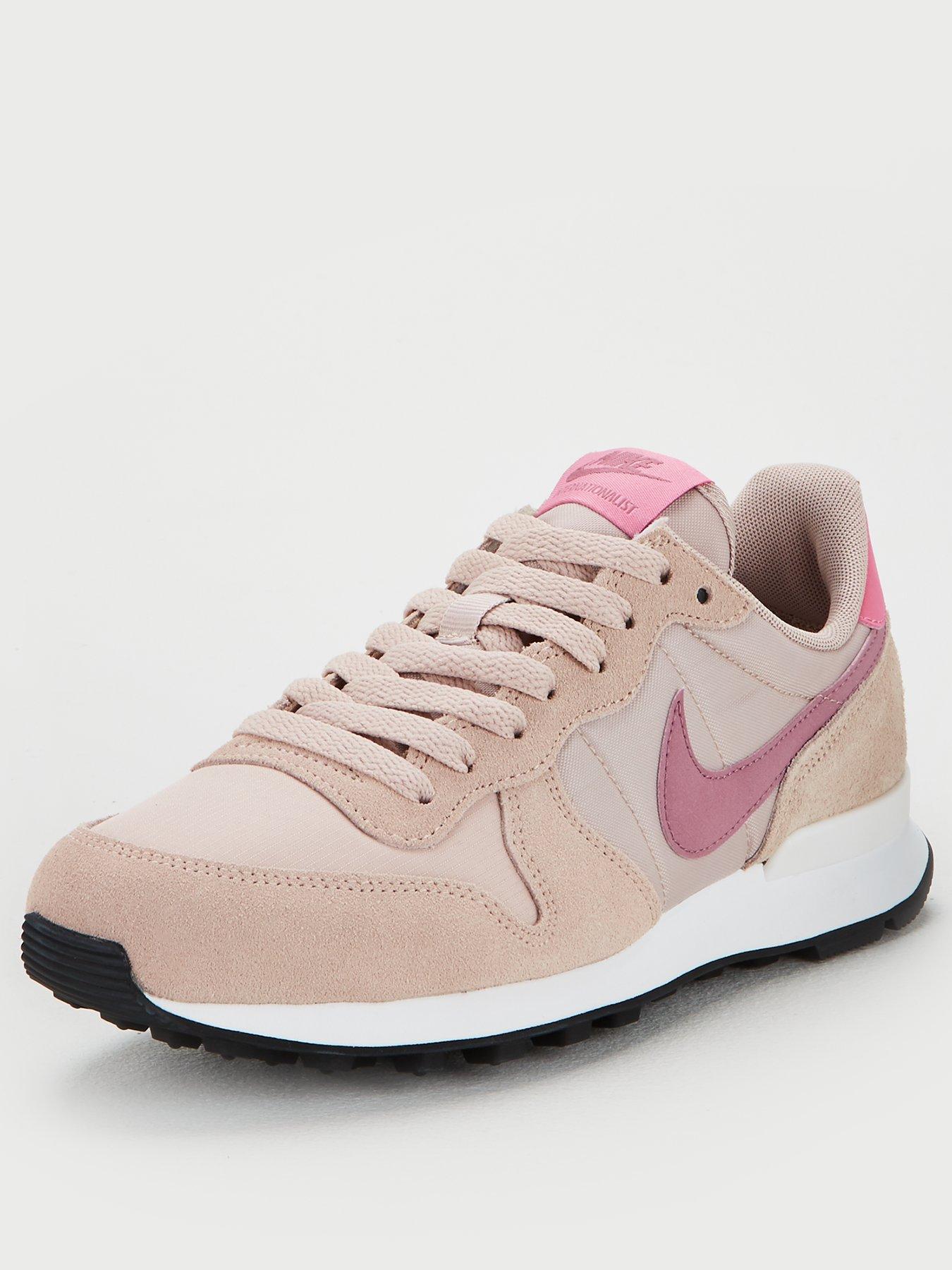 pink nike internationalist trainers