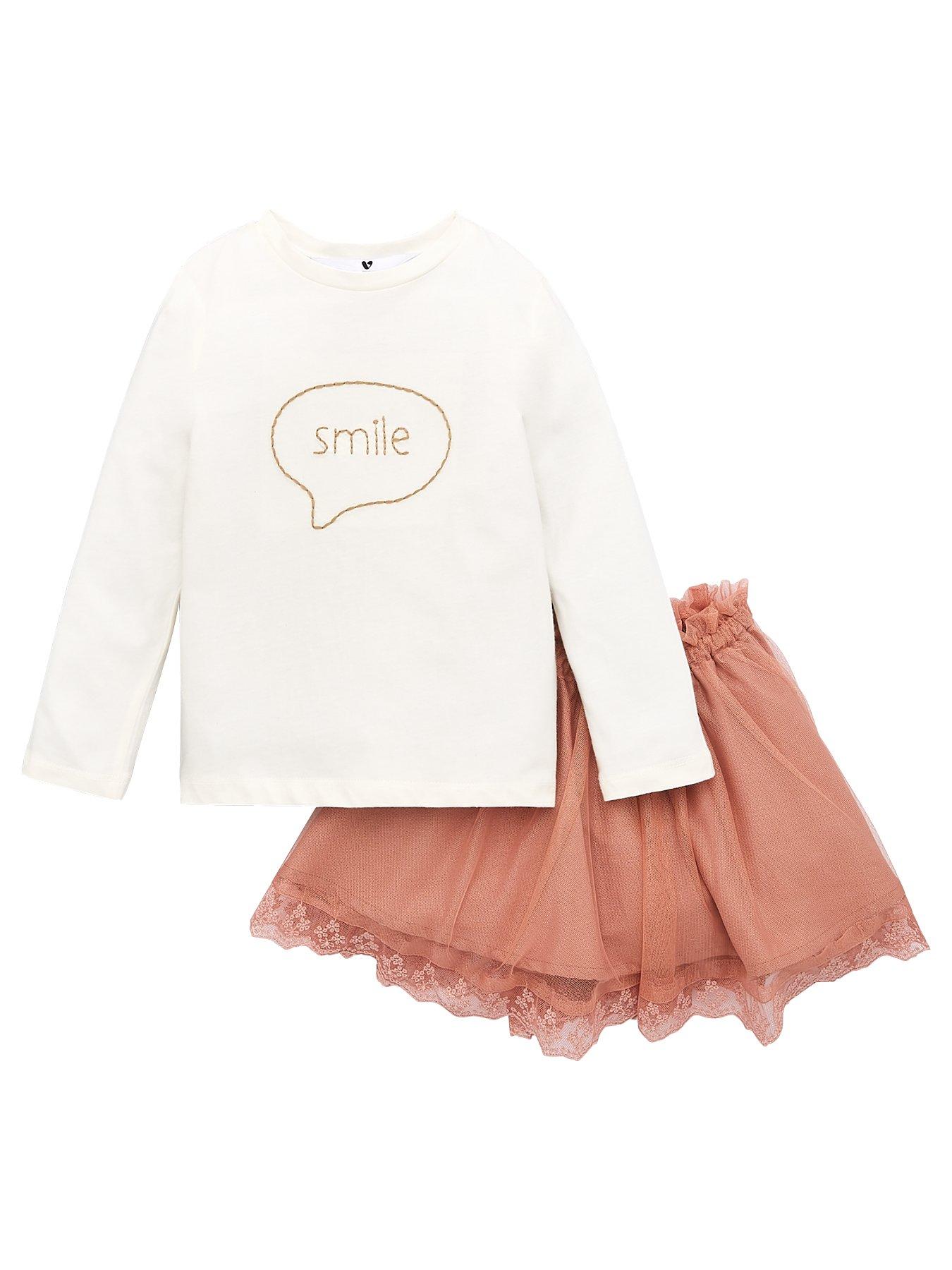 V By Very Girls 2 Piece Hello T-Shirt And Tutu Skirt Set review