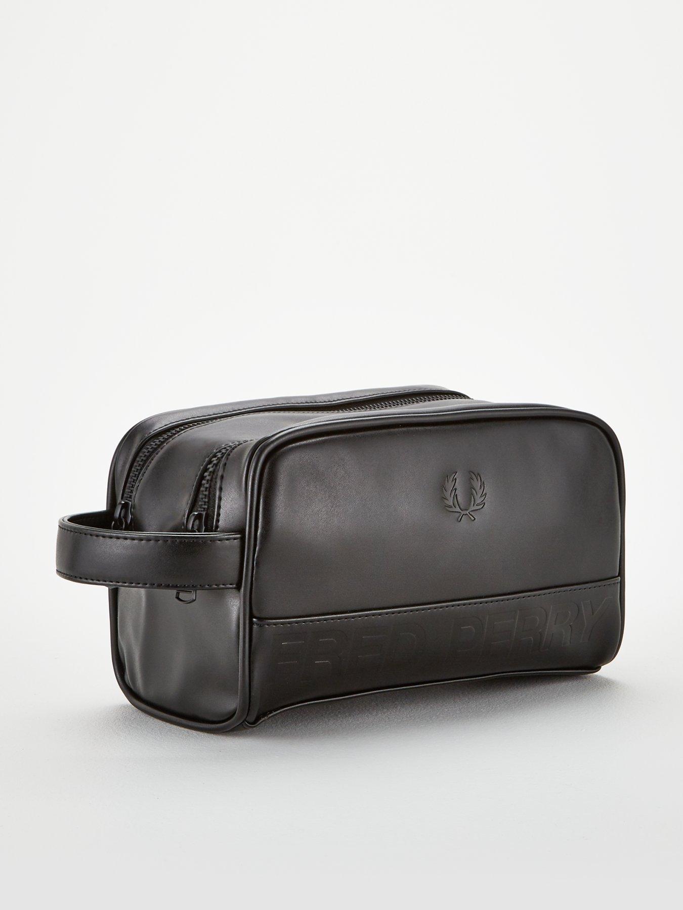 fred perry toiletry bag