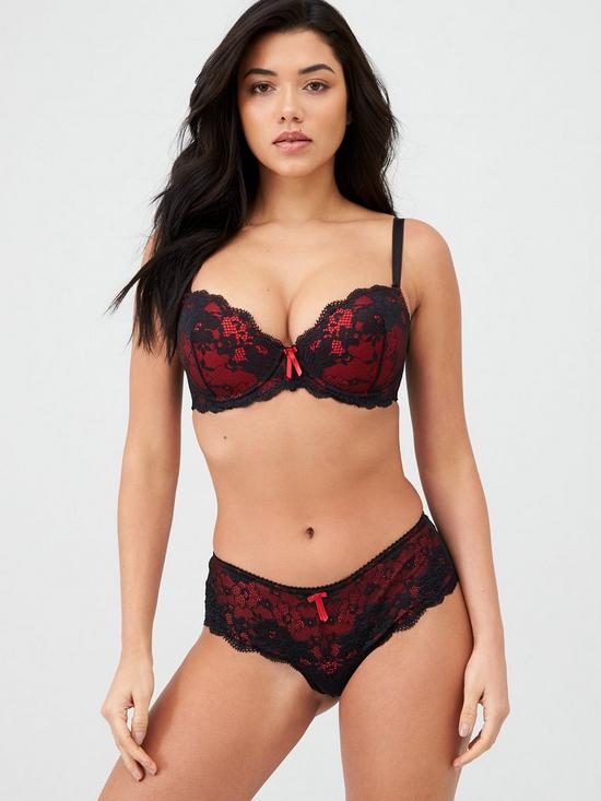 front image of pour-moi-amour-shorty-black-scarlet