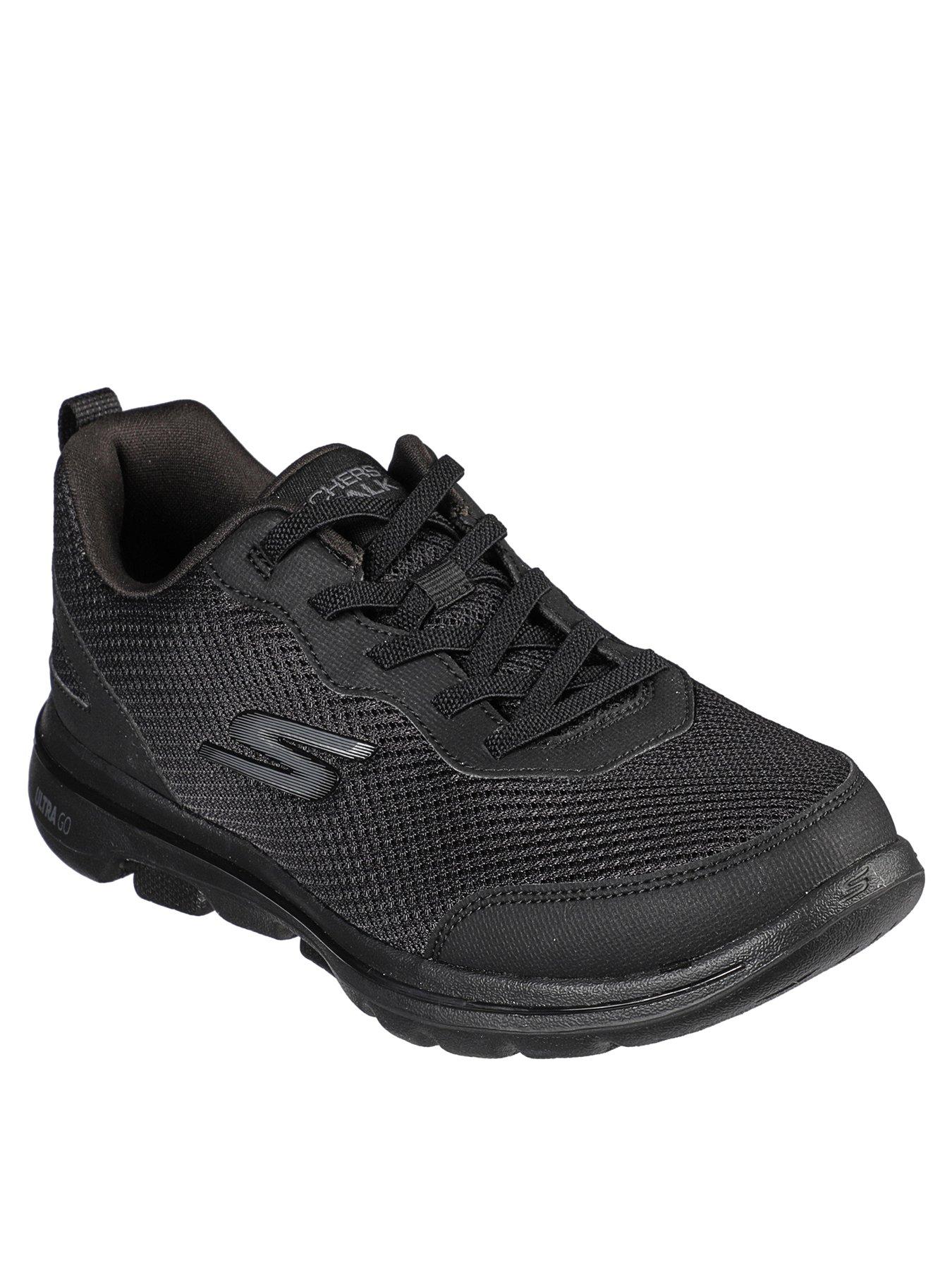 skechers wide fit mens trainers uk